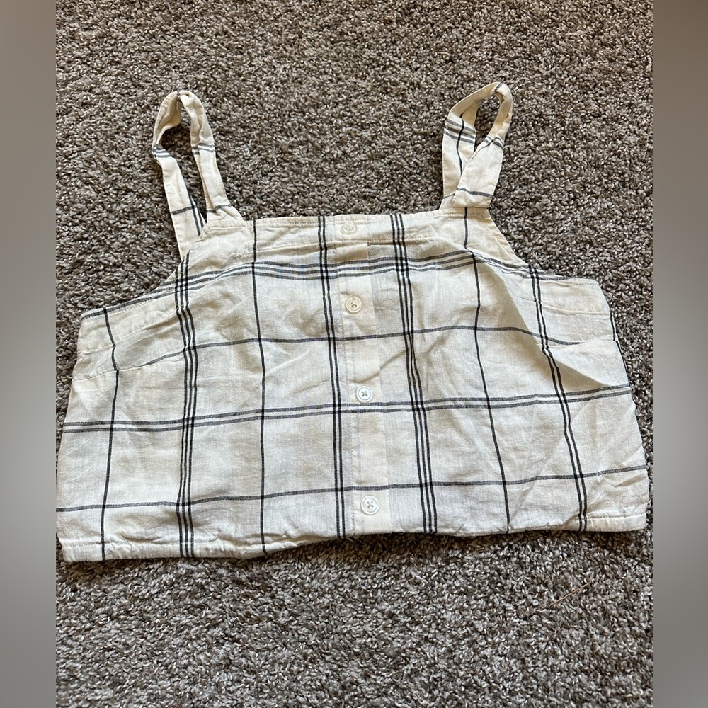 Crop dress shirt- has drawstrings at the bottom to tighten
